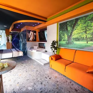 https://fantasy-green-jacuzzi-sauna-piscina.it-lombardy.com