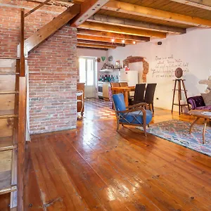 https://verona-walls.hotelinveneto.com